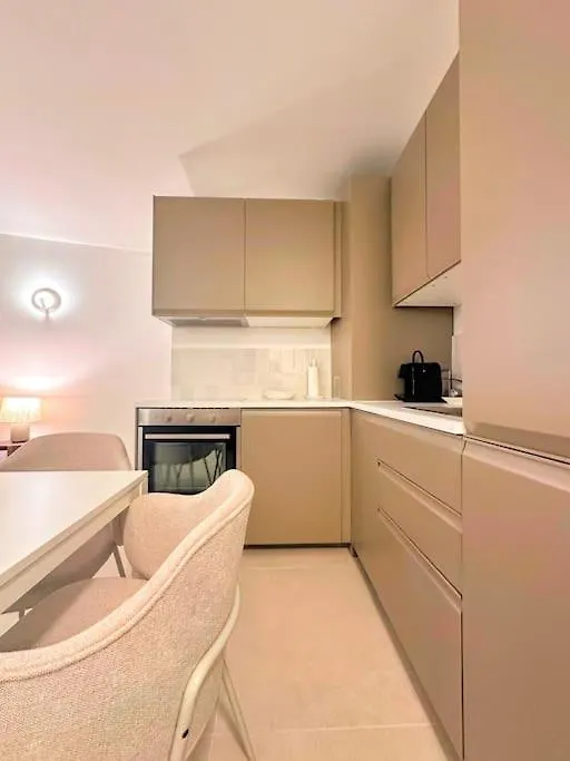 Apartment Vue Mer - Refait A Neuf - Clim - Parking - 4 Personnes Theoule-sur-Mer France